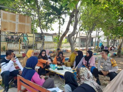 Bhabinkamtibmas Pulau Kelapa Polres Kepulauan Seribu Bangun Keterpaduan Pasca Pemilu 2024