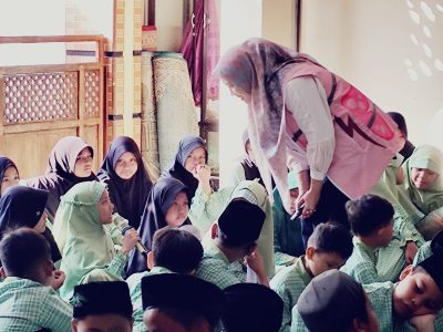 Hari Anak Nasional, Srikandi PLN UIT JBB Goes To&nbsp;School