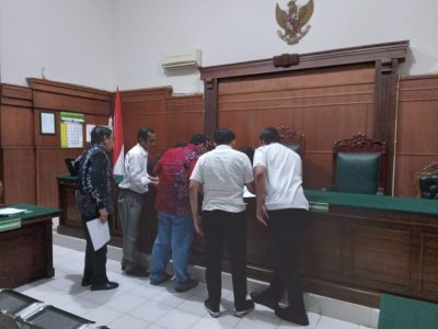 Skandal Hukum Terungkap : Mobil Mewah Disita 4 Tahun, Kasus Mangkrak, Polda Jatim&nbsp;Digugat!